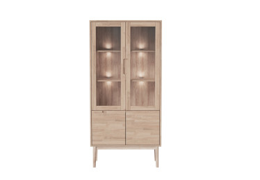 LIV 2626 010052 VILDE display cabinet oak white oil front